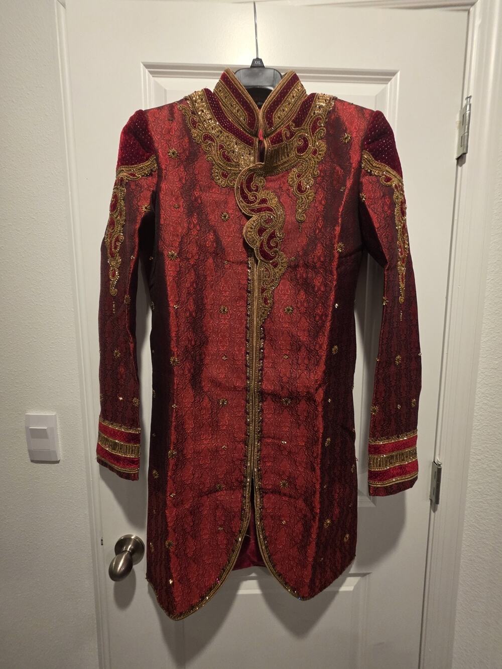 Ornate Men's Sherwani for Indian/ Pakistani Wedding Size 34